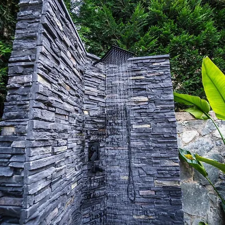 Yakut Mansion *